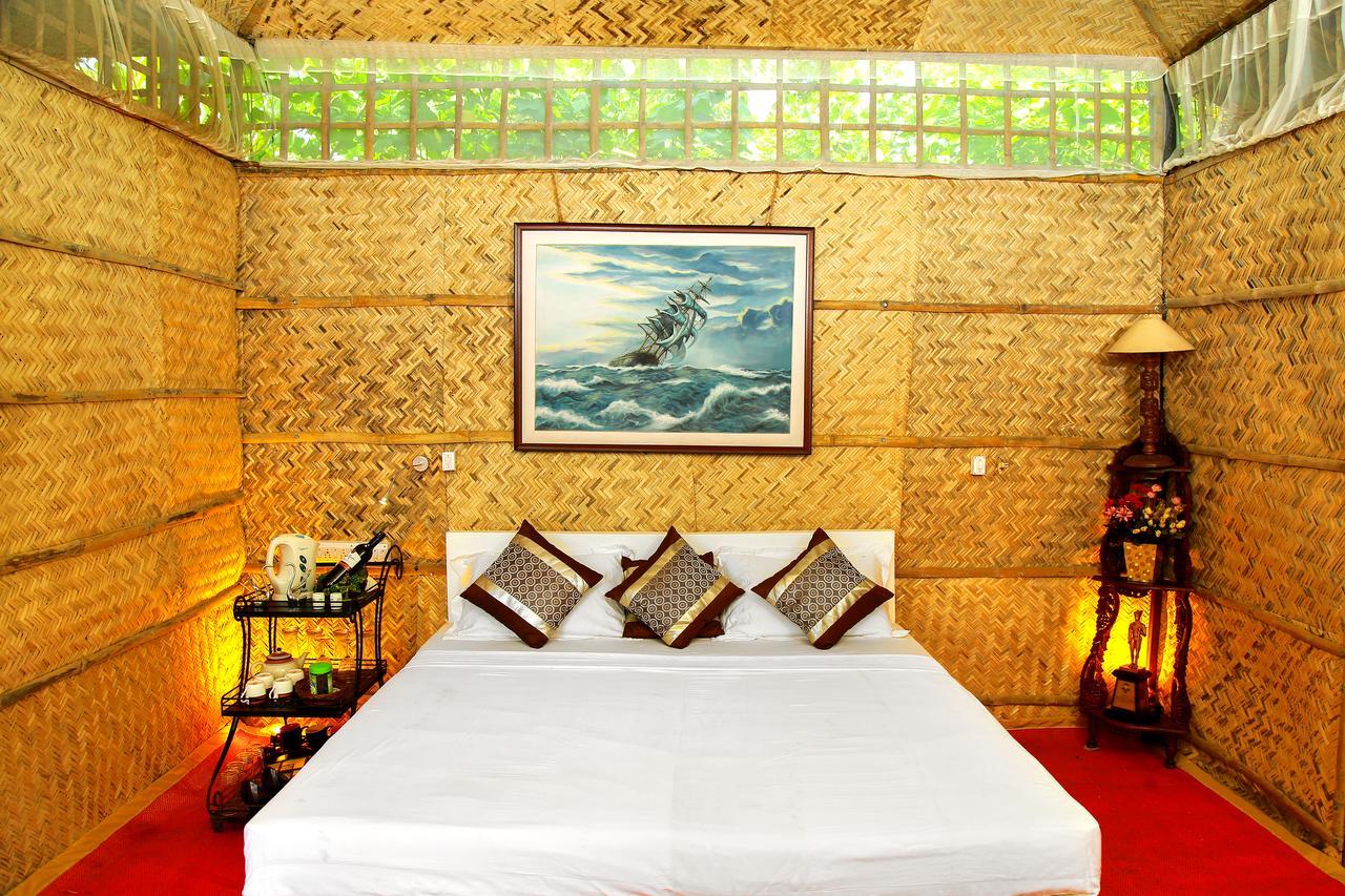 Colonels Beach Villa Alappuzha Buitenkant foto