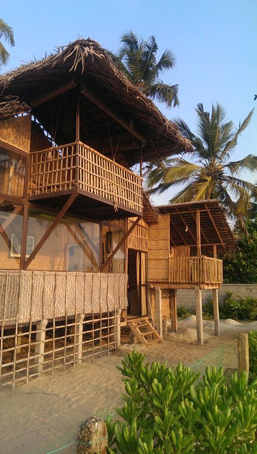 Colonels Beach Villa Alappuzha Buitenkant foto